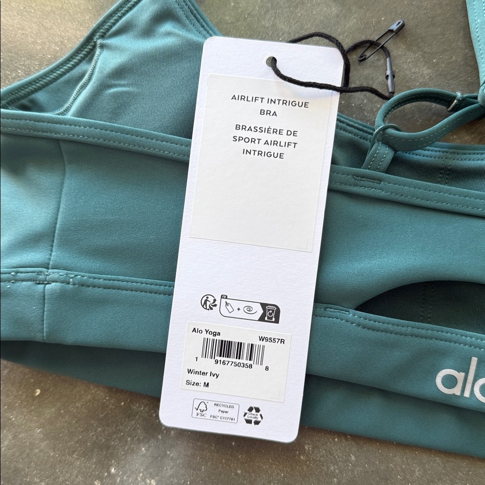 Alo Yoga Airlift Intrigue Bra - Picture 6 of 8